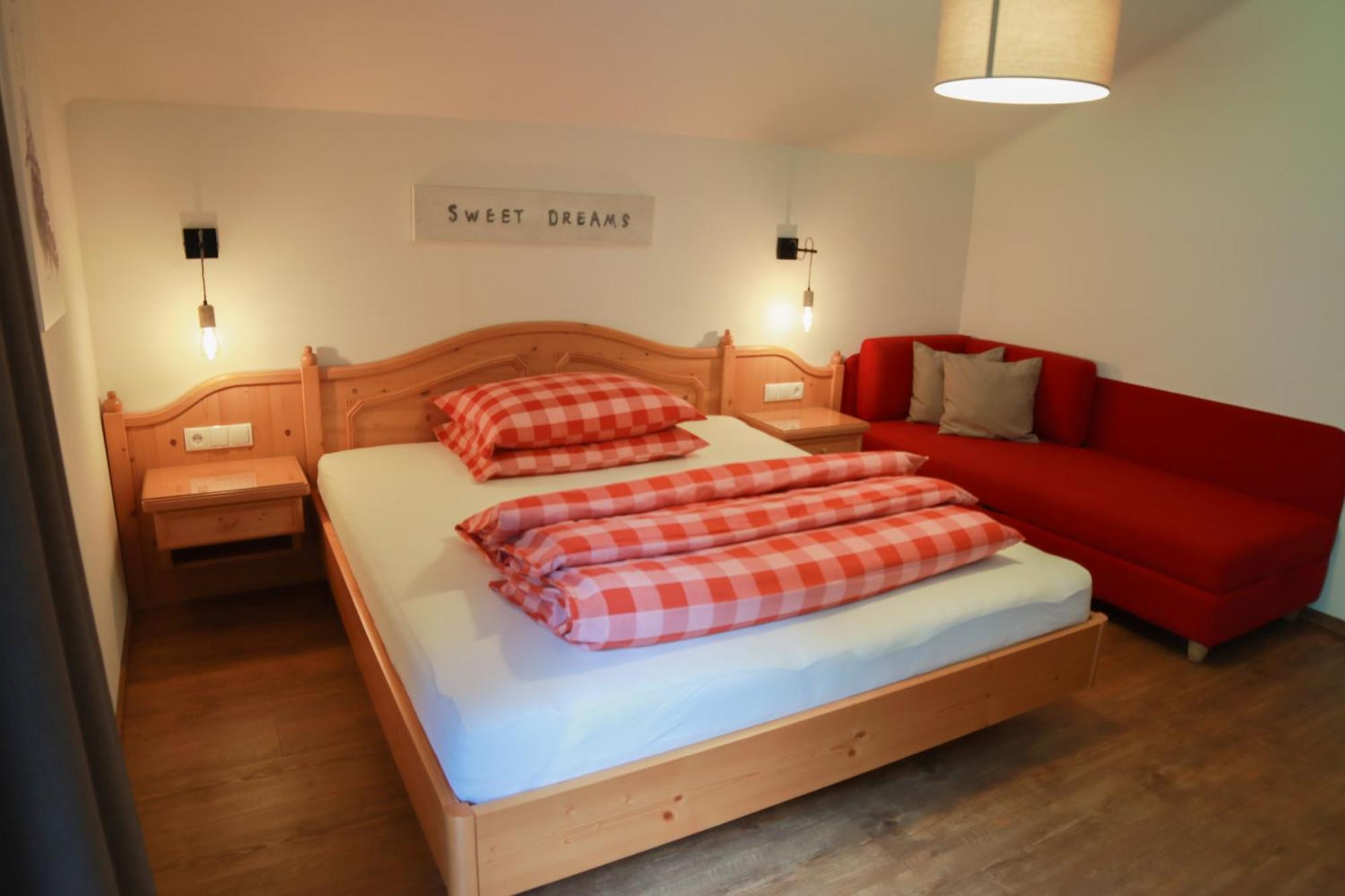 Ferienwohnung Schachner 海利根布卢特 外观 照片